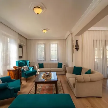 Umberto; Fethiye'de Ozel Havuzlu Willa Fethiye